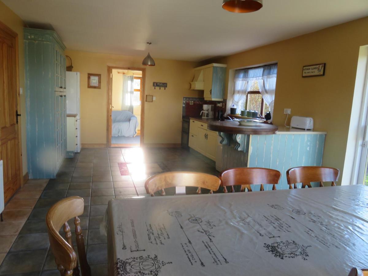 Вилла Bunkhouse - Letterfrack Farm Экстерьер фото